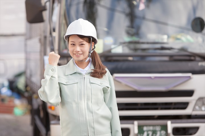 《京都市南区》週払いOK・2ｔ～大型車での陸送ドライバー！（Web面接OK・運転中心）
