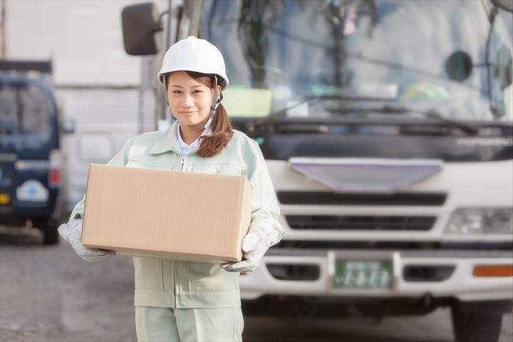 《名古屋市南区》週払いOK・2ｔ車での現場などへの電材配送ドライバー！（土日祝休み・日勤帯）