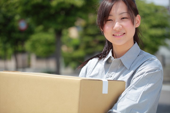 《大分市》週払いOK・2ｔ車での企業向け一般貨物の集配ドライバー！（未経験歓迎・土日祝休み）