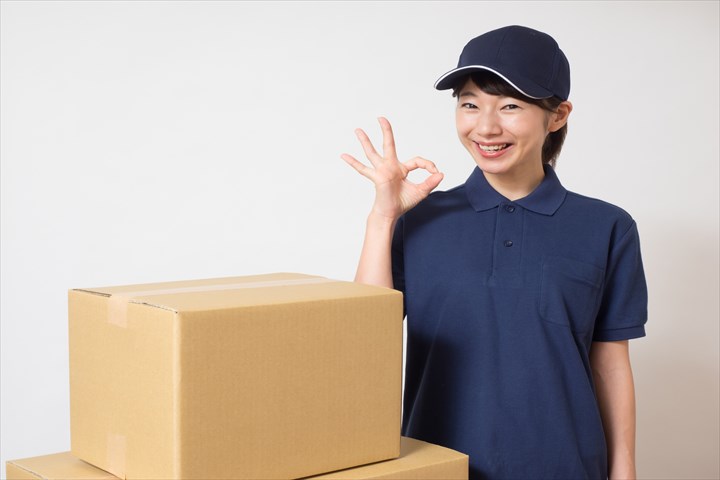 《富士宮市》週払いOK・2ｔ～3ｔ車でのパン製品の店舗配送ドライバー！（高収入・週休2日）