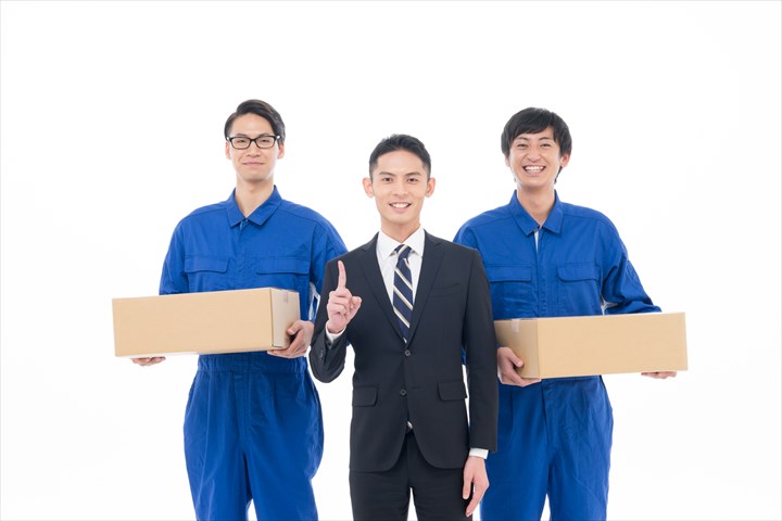 《戸田市》週払いOK・4ｔ車でのカット野菜などの店舗やセンター間配送ドライバー！（高時給・カゴ使用）