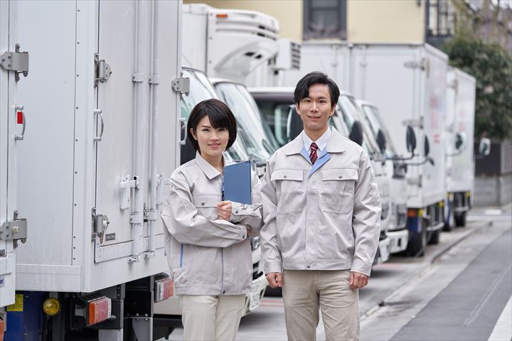 《清須市》週払いOK・3ｔ車での工場等への食品配送ドライバー！（土日祝休み・高時給）