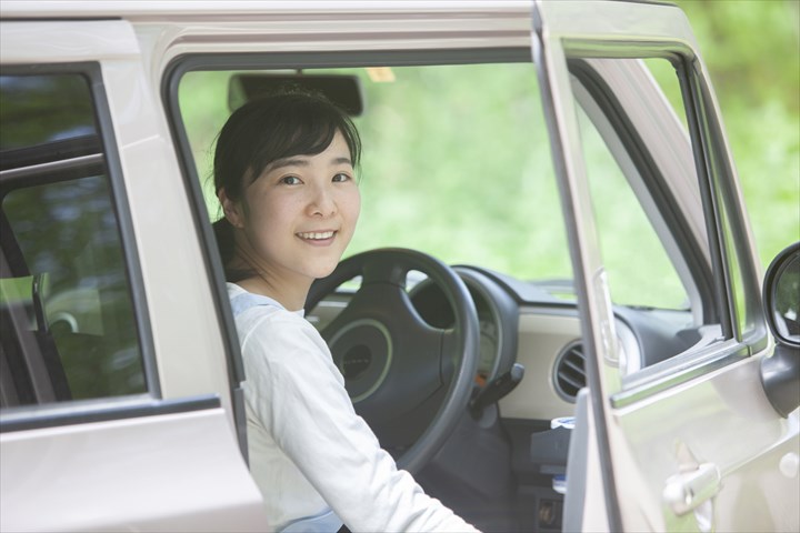 《大阪市天王寺区》週払いOK・普通車での学童保育利用者の送迎ドライバー！（Web面接OK・週3日勤務）