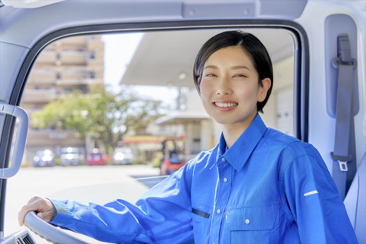 《千葉市若葉区》週払いOK・2ｔ車での企業向け一般貨物の集配ドライバー！（Web面接OK・高時給）