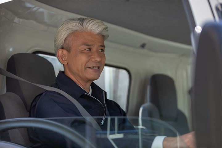 《川崎市川崎区》週払いOK・大型トレーラーでのプロパンガスの運搬ドライバー！（Web面接OK・2026年5月末頃までの短期）