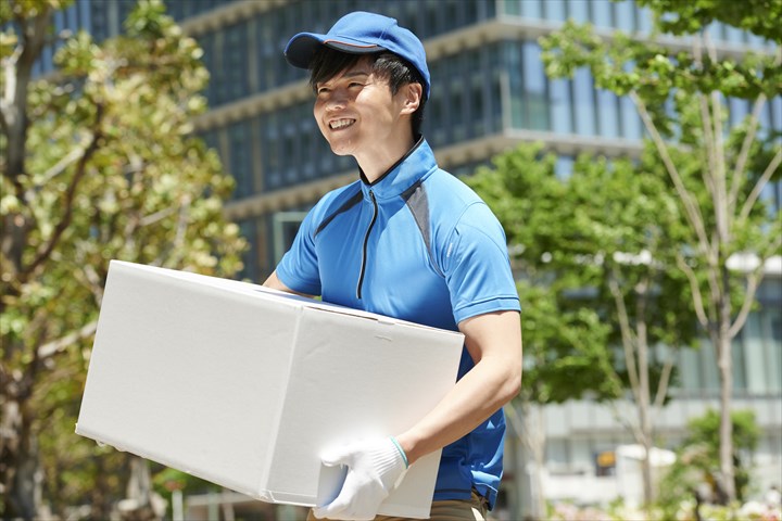 《入間郡三芳町》週払いOK・1BOXでの医薬品の配送ドライバー！（土日祝休み・AT限定OK）