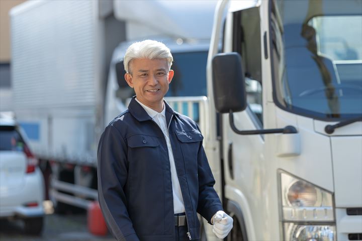 《茂原市》週払いOK・2ｔ車でのカーショップ等へのタイヤの配送ドライバー！（Web面接OK・週休2日）