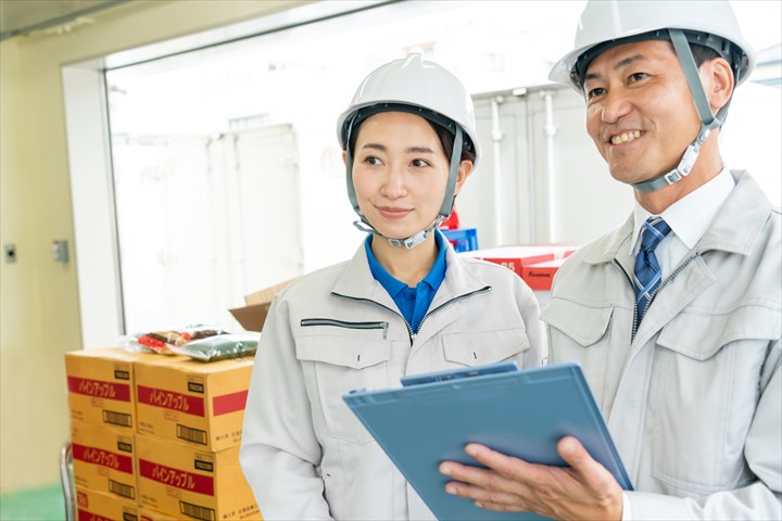 《市川市》週払いOK・3ｔ車での店舗への3温帯食品の配送ドライバー！（Web面接OK・高時給）