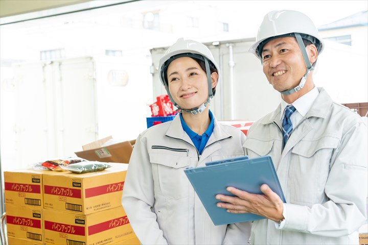 《中央区》週払いOK・1ｔ～2ｔ車での市場への生鮮品配送ドライバー！（Web面接OK・高収入）