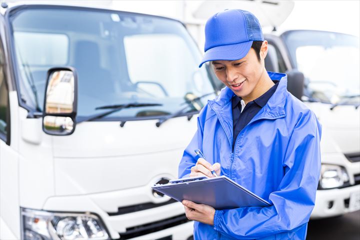 《千葉市若葉区》週払いOK・3ｔ車での学校給食の配送ドライバー！（高時給・食事付・クリーニング会社負担）