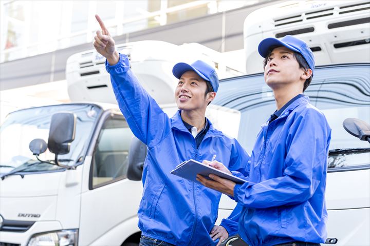 《高崎市》週払いOK・4ｔ車での企業や工場などへの一般雑貨の集配ドライバー！（Web面接OK・高時給）