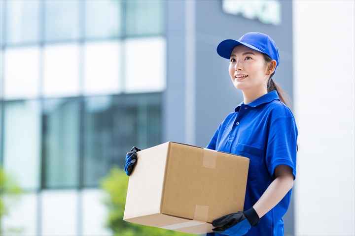 《新宿区》週払いOK・3ｔ車での青果の配送ドライバー！（高時給・週休2日）