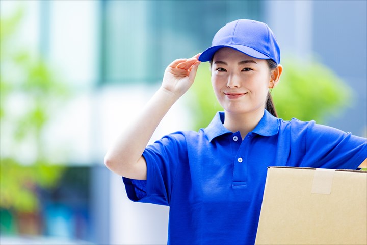 《港区》週払いOK・電動自転車での企業向け書類の集配スタッフ！（高収入・土日祝休み）