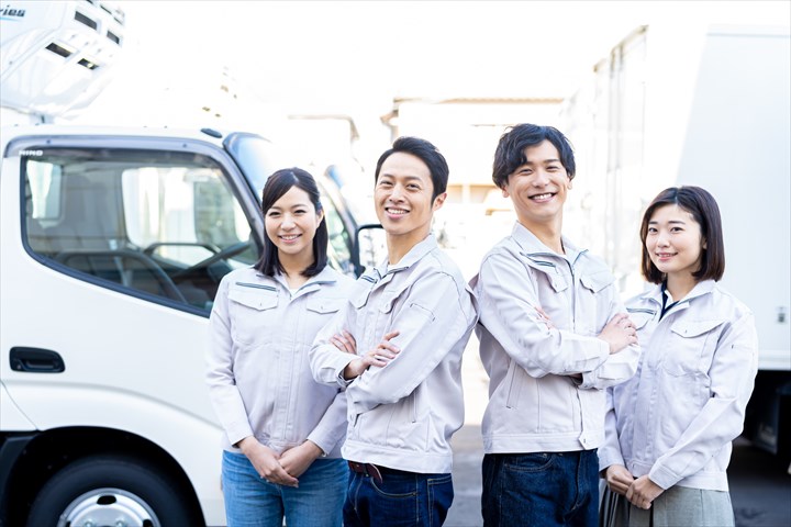 《広島市安佐南区》週払いOK・2ｔ～3ｔ車での自動販売機のゴミ回収ドライバー！（週休2日・日勤）