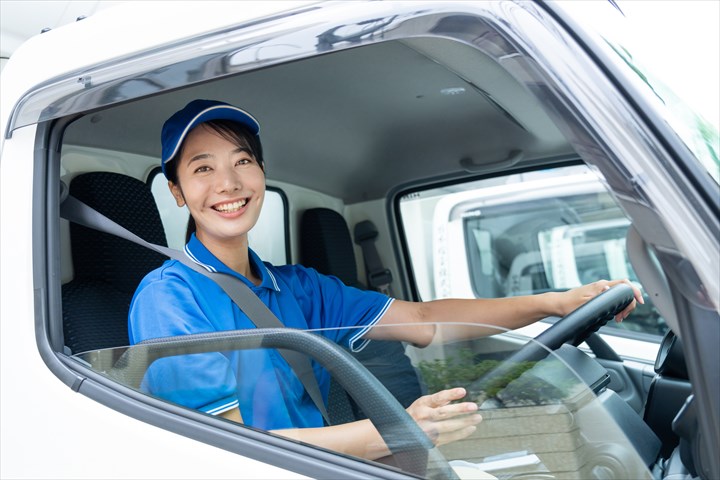 《揖保郡太子町》週払いOK・2ｔ車での家電量販店で扱う商品の個宅配送ドライバー！（Wワーク歓迎・日勤）