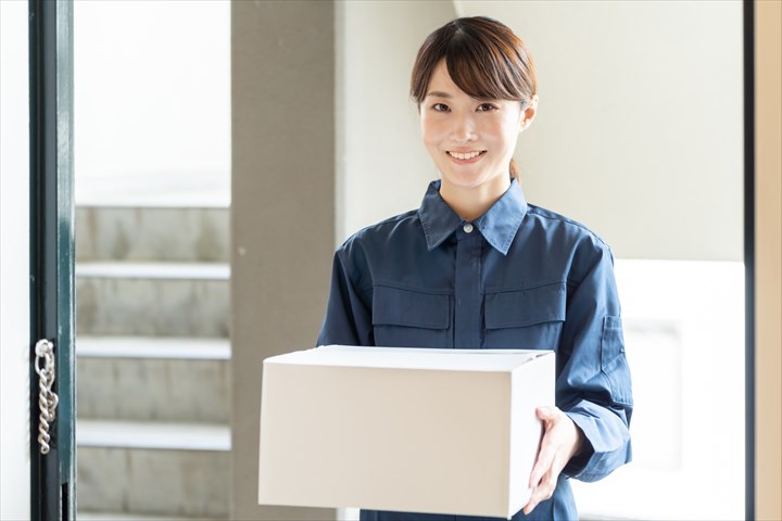 《世田谷区》週払いOK・1.5ｔ車での個人宅への食品や雑貨などの配送ドライバー！（Web面接OK・超高時給）