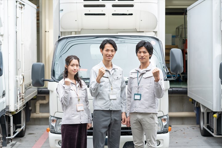《宇都宮市》週払いOK・3ｔ車でのタイヤの配送ドライバー！（2021年12月末まで・固定休み）