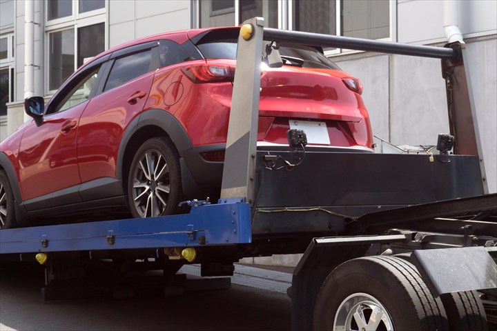 《城陽市》週払いOK・3ｔ積載車での現場やオークション会場などからの車両の輸送ドライバー！（Web面接OK・高時給）