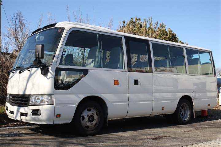 《豊田市》週払いOK・大型車でのトラックやバスなどの回送ドライバー！（Web面接OK・週休2日）