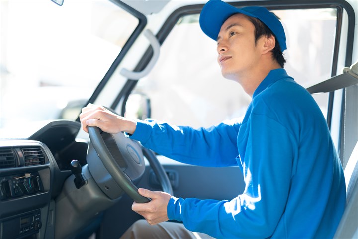 《品川区》週払いOK・普通車での病院やクリニックへの検体の集配ドライバー！（Web面接OK・高時給）