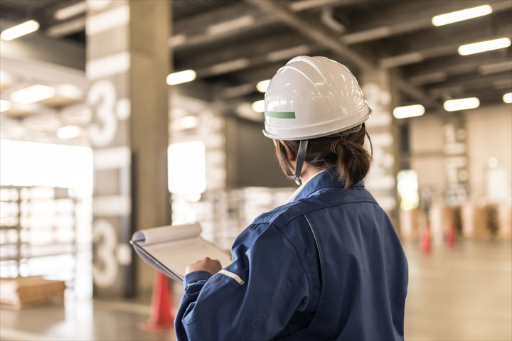 《東茨城郡茨城町》週払いOK・工業用品などのピッキングや仕分けなどの作業スタッフ！（Web面接OK・週休2日）