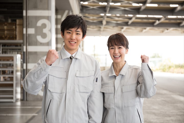 《八王子市》週払いOK・倉庫内での廃液などの運搬作業スタッフ！（Web面接OK・土日祝休み）