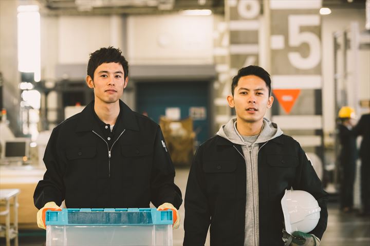 《足立区》週払いOK・ビンやプラスチックごみなどの仕分け作業スタッフ！（Web面接OK・WワークOK）