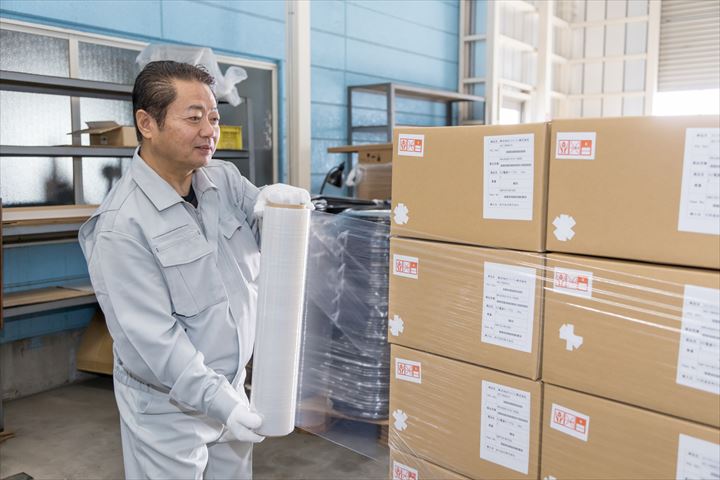 《柏市》週払いOK・一般貨物の仕分け作業スタッフ！（未経験活躍中・土日祝休み）