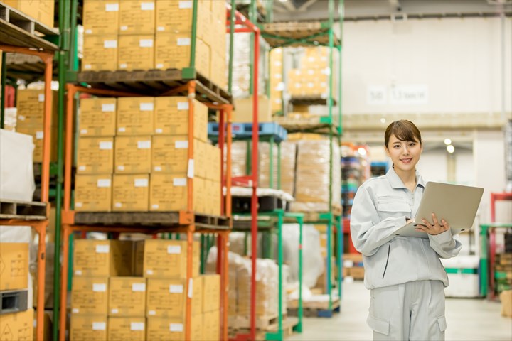 《千葉市稲毛区》週払いOK・冷凍庫内での食品の入出庫作業スタッフ！（Web面接OK・2025年9月末迄の短期）