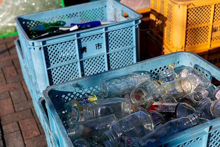 《墨田区》週払いOK・2ｔ車での資源ごみの回収ドライバー！（Web面接OK・週1勤務）