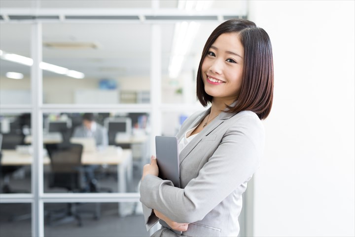 《川崎市川崎区》週払いOK・物流会社での事務スタッフ！（短時間15:30～20:00・週3～OK）