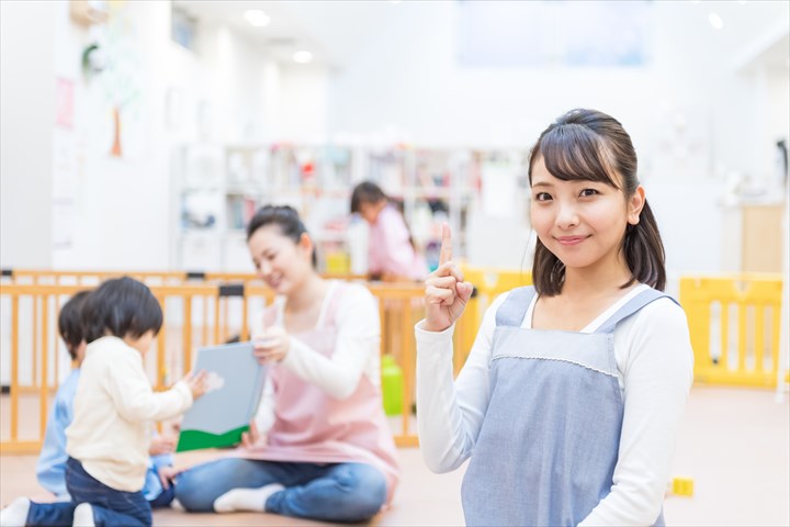 《川崎市宮前区》週払いOK・放課後児童クラブでの児童の見守りや受付作業スタッフ！（Web面接OK・高時給）